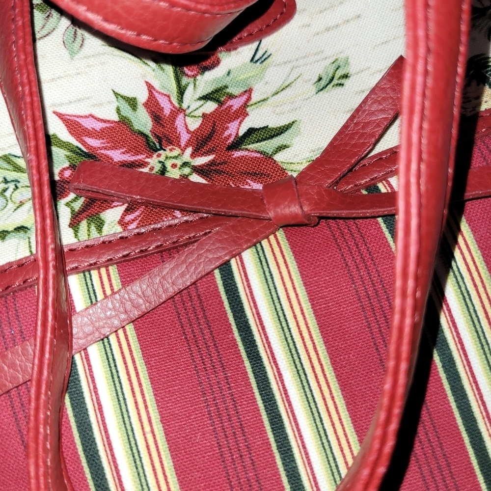 Longaberger Holiday Bag. Great Condition - Picture 3 of 3
